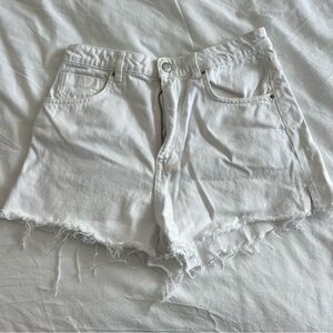 Zara White Frayed Hem Denim Jean Shorts